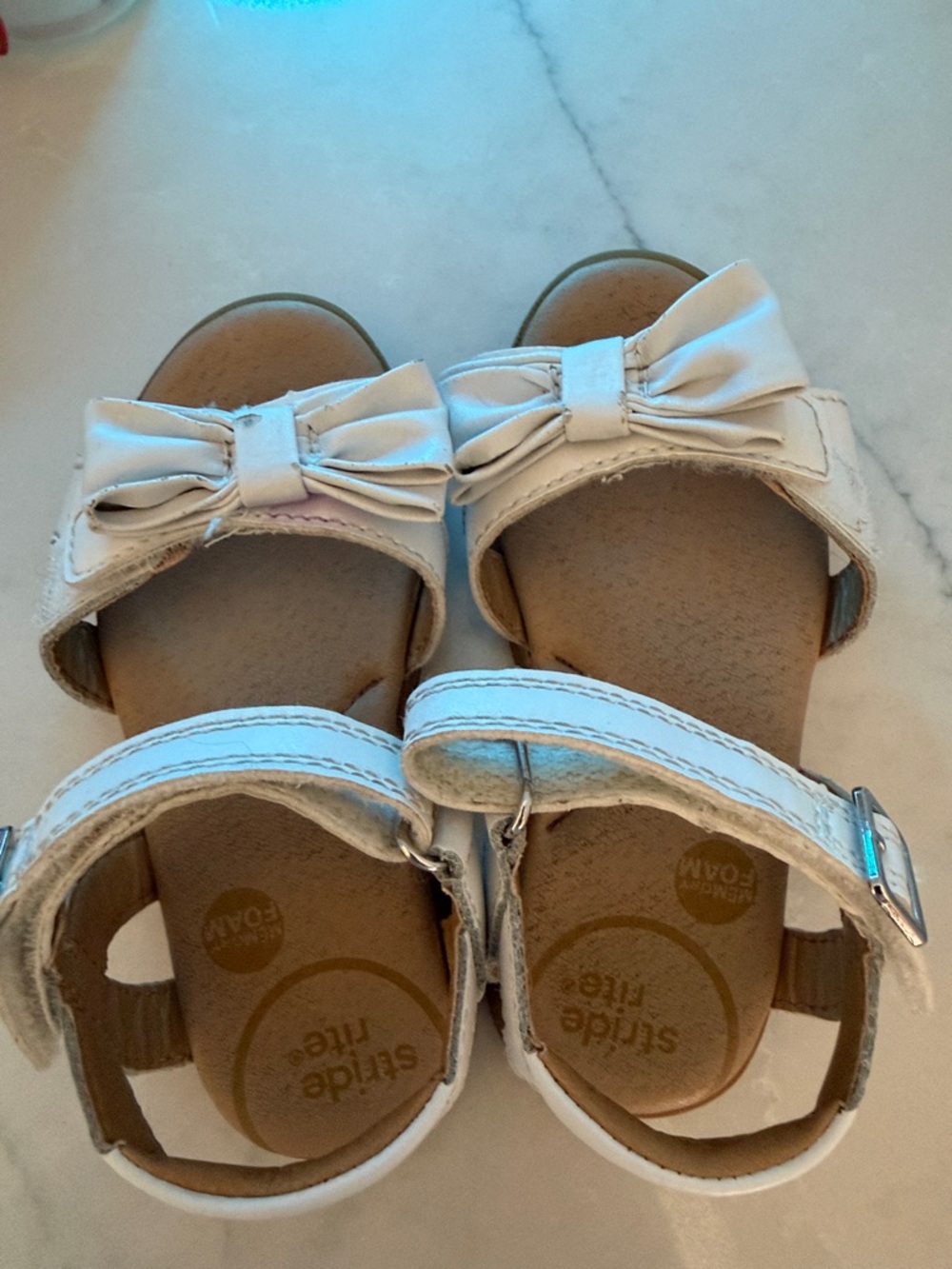 Stride rite sz 8 toddler white Whitney sandals